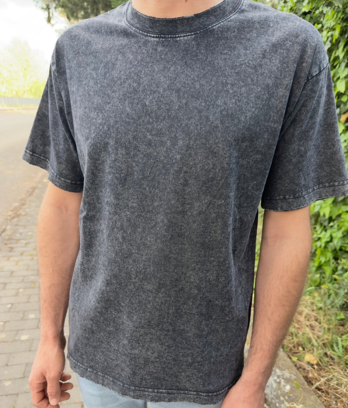 T-shirt Lavata con acido nero