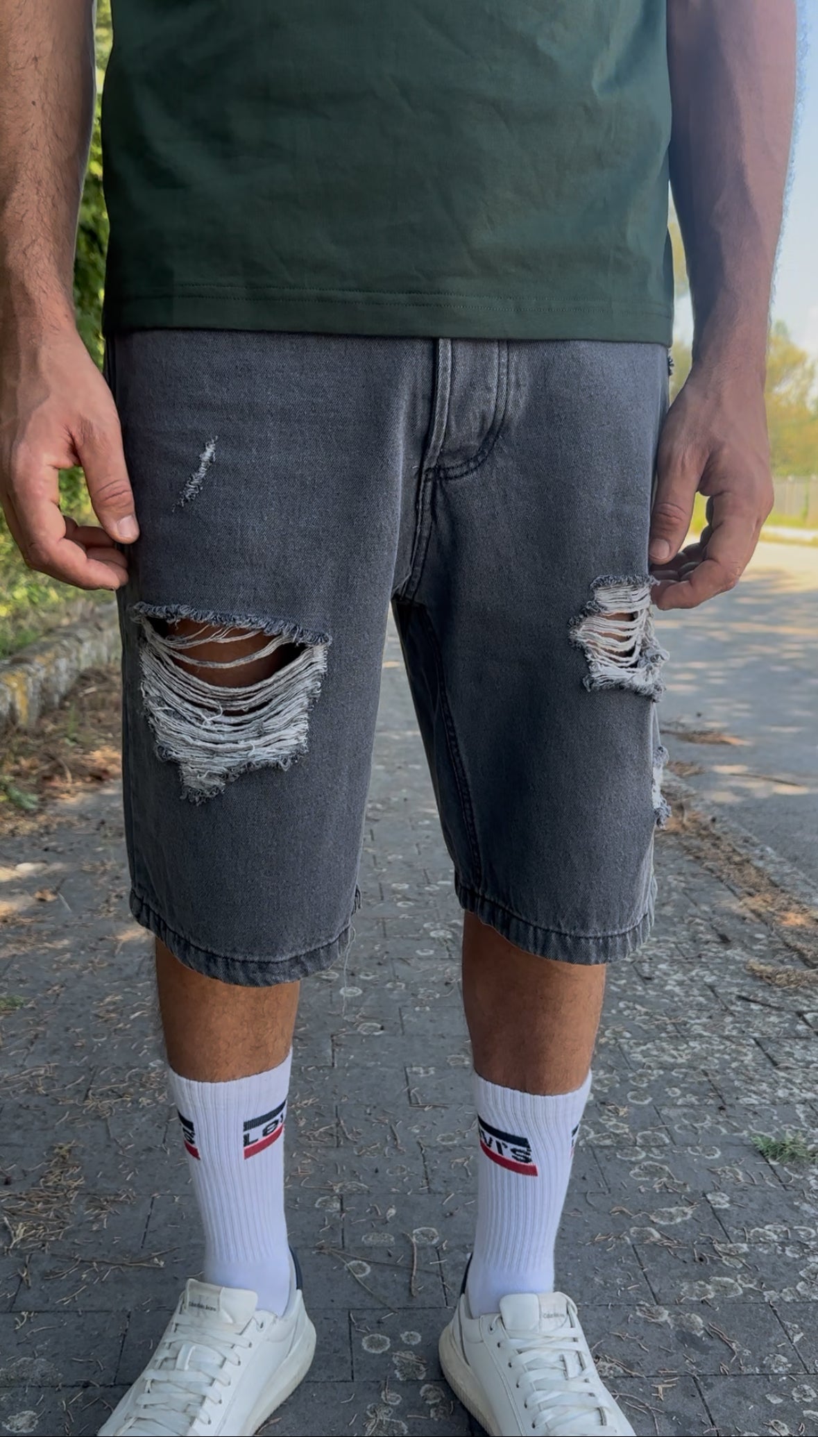Bermuda jeans uomo denim strappato
