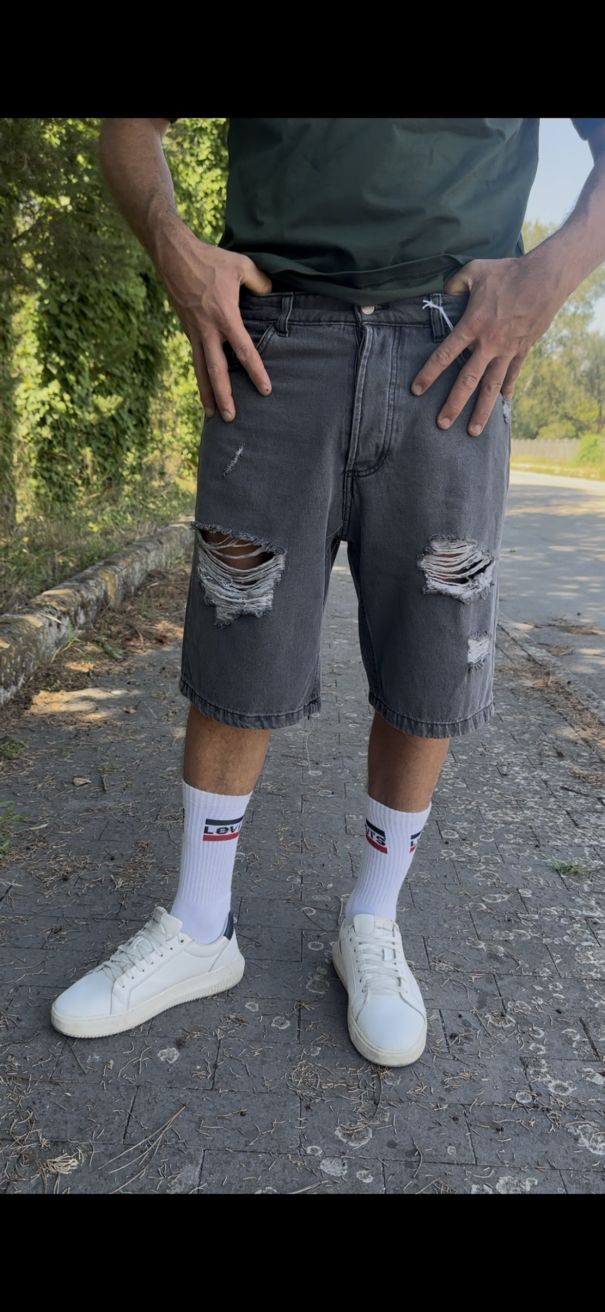 Bermuda jeans uomo denim strappato