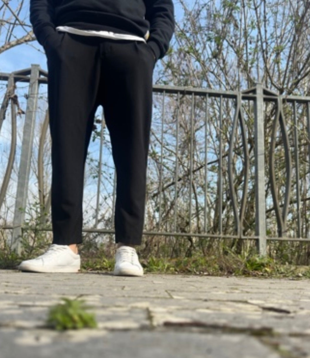 Pantaloni Affusolati Neri