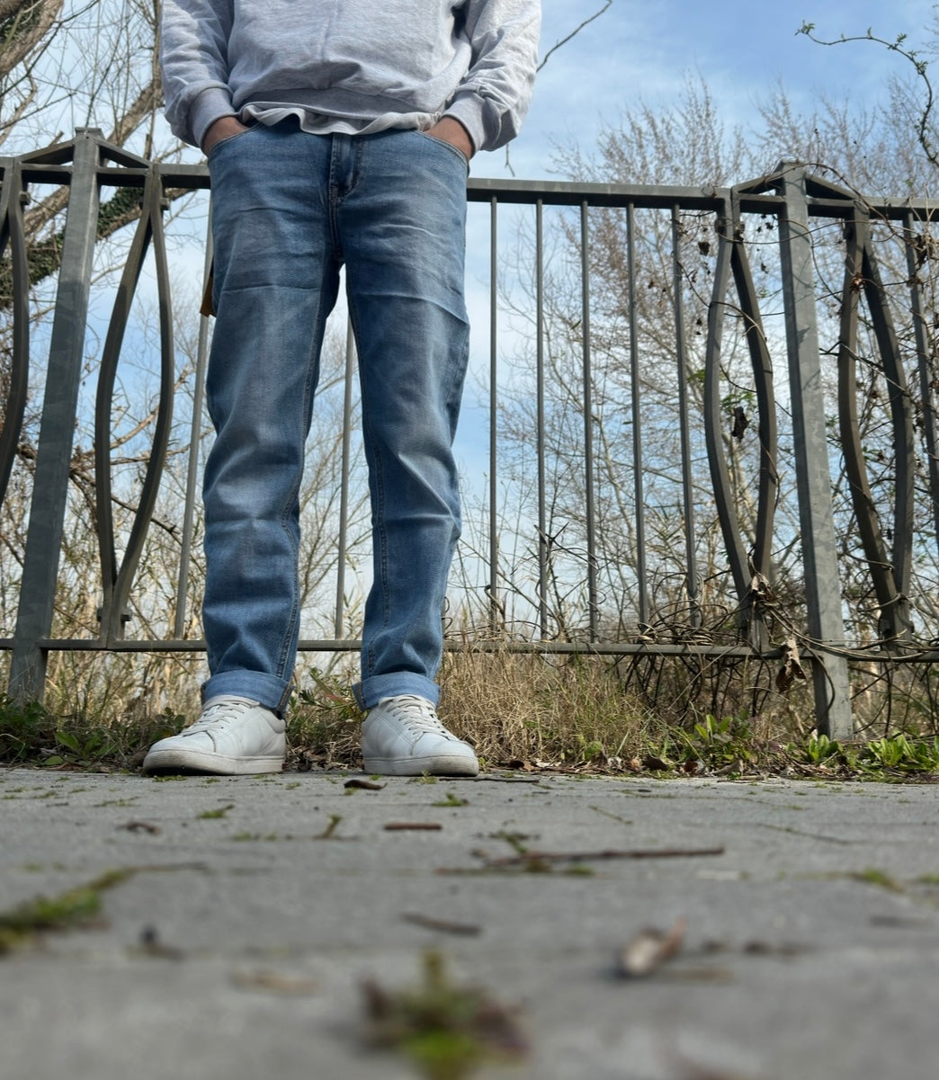 Jeans a taglio diritto straight effetto slavato