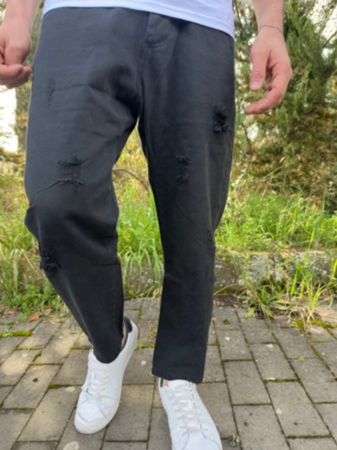 Jeans nero strappato