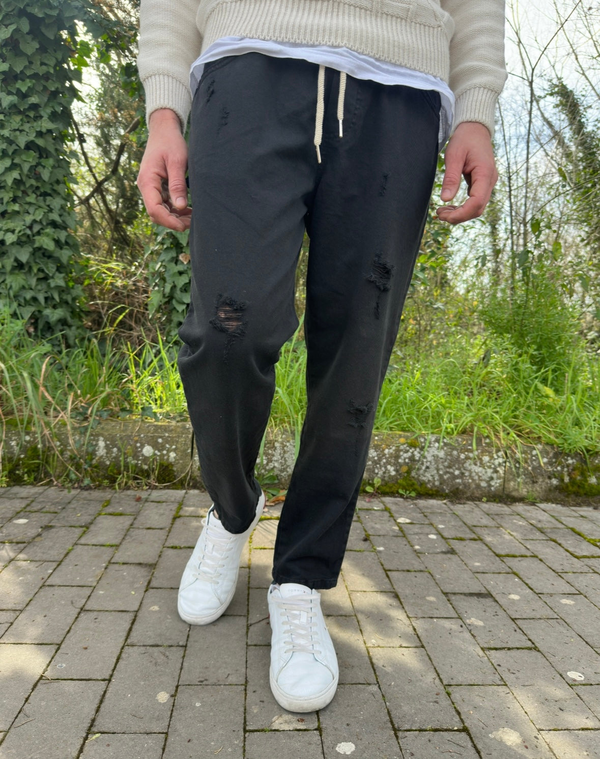 Pantalaccio jeans Nero Strappato