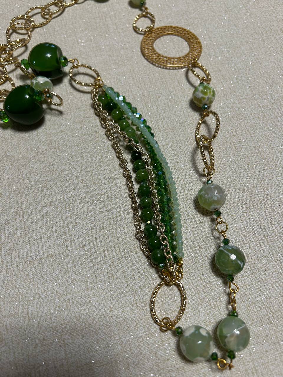 collana color oro inserto di ottone e pietre dure