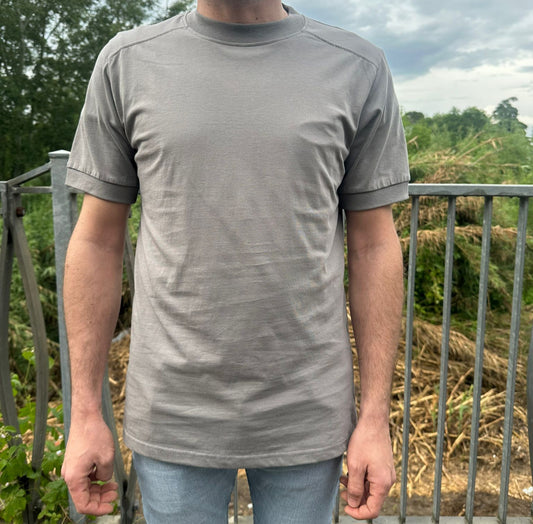 T-shirt grigio chiaro