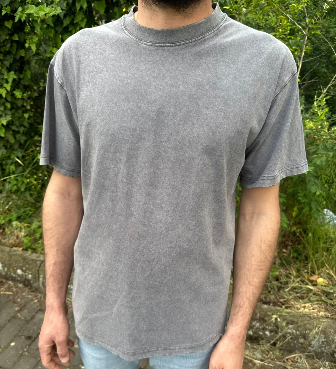 T-shirt Lavata con acido grigio