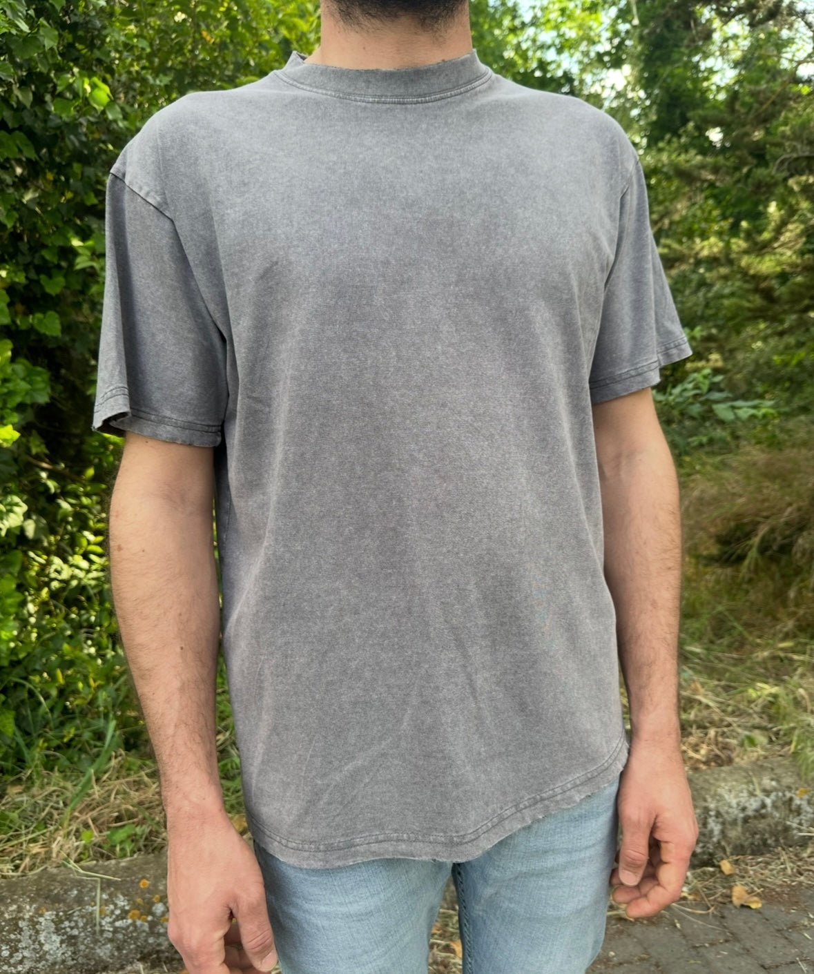 T-shirt Lavata con acido grigio