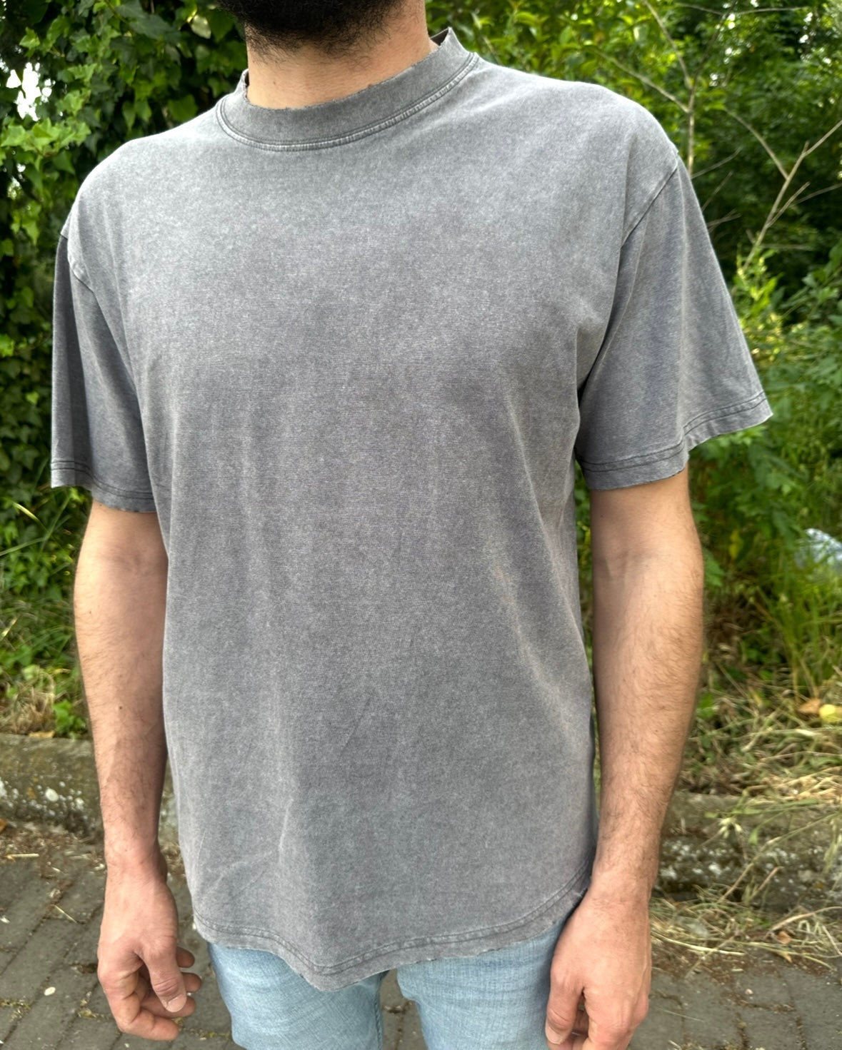 T-shirt Lavata con acido grigio