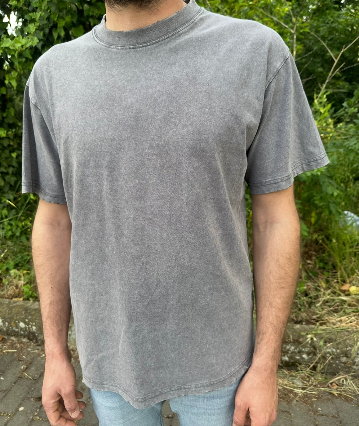 T-shirt Lavata con acido grigio