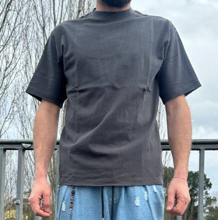 T-shirt grigia