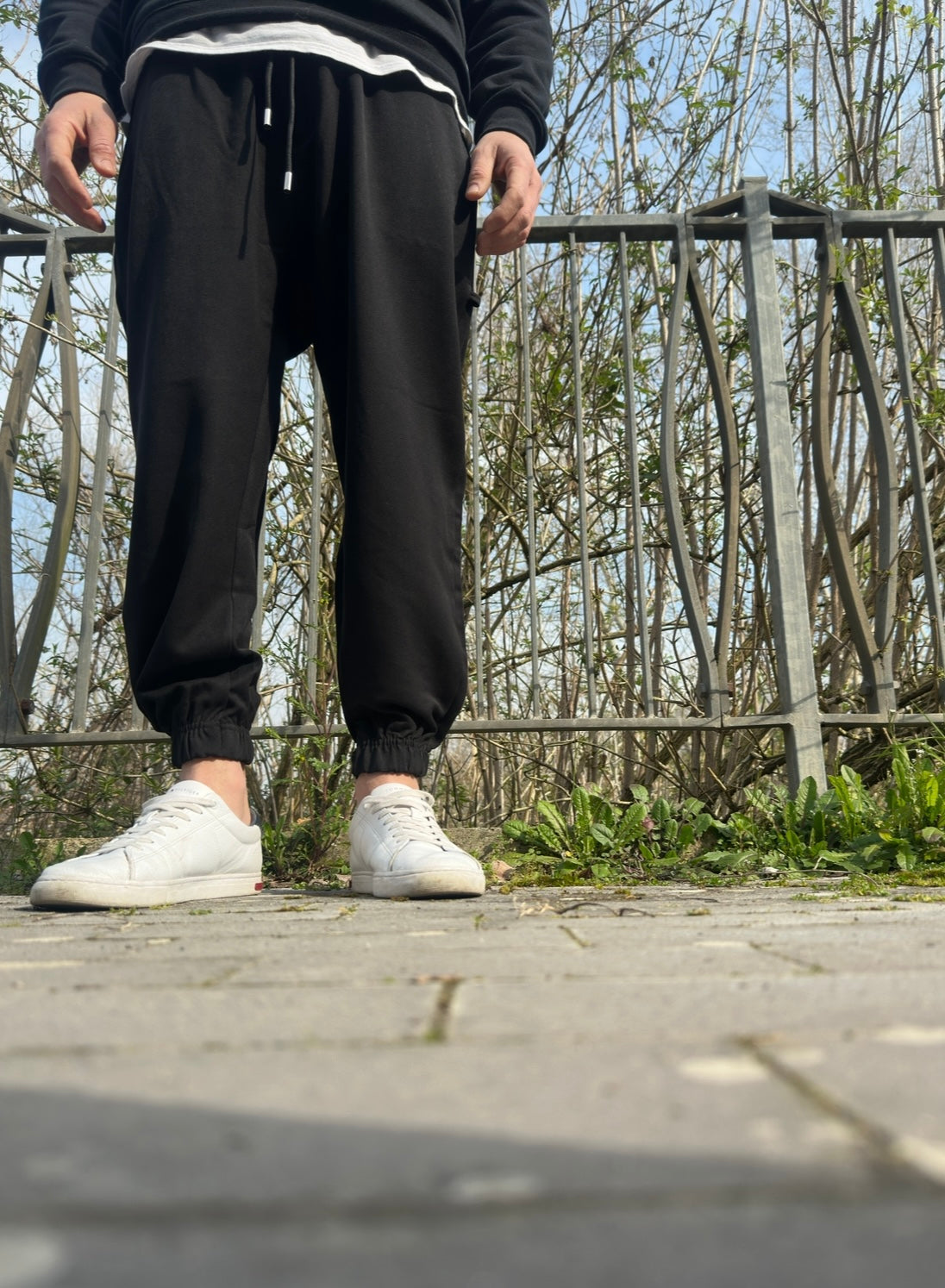 Pantalaccio Nero con Molla Sotto